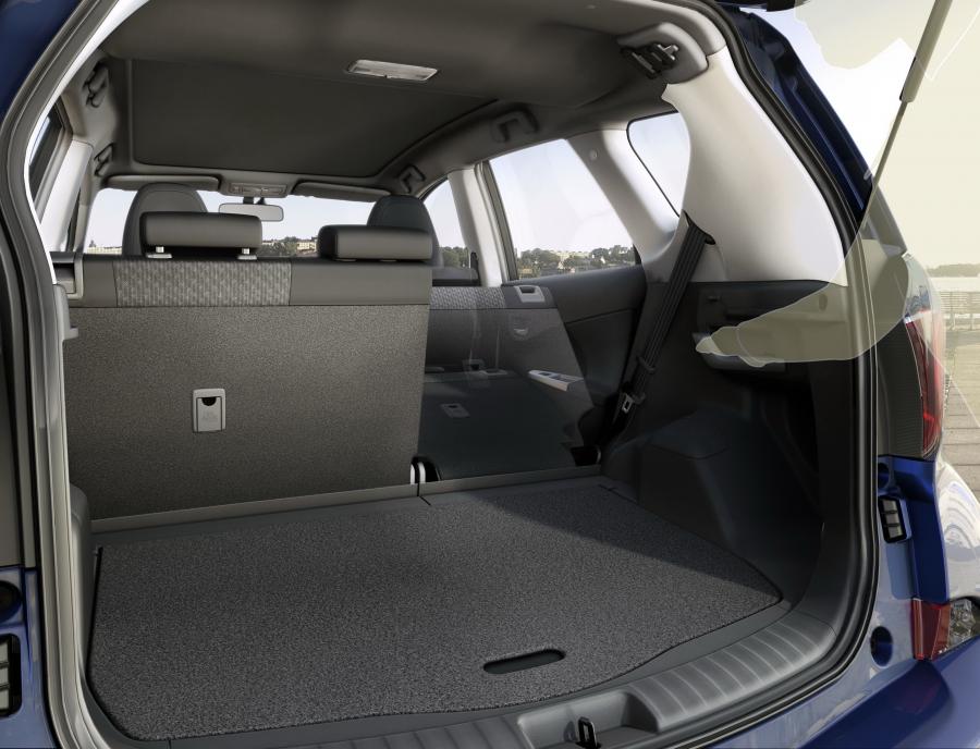  Toyota Verso-S 2010 года  (фото 15 из 109)
